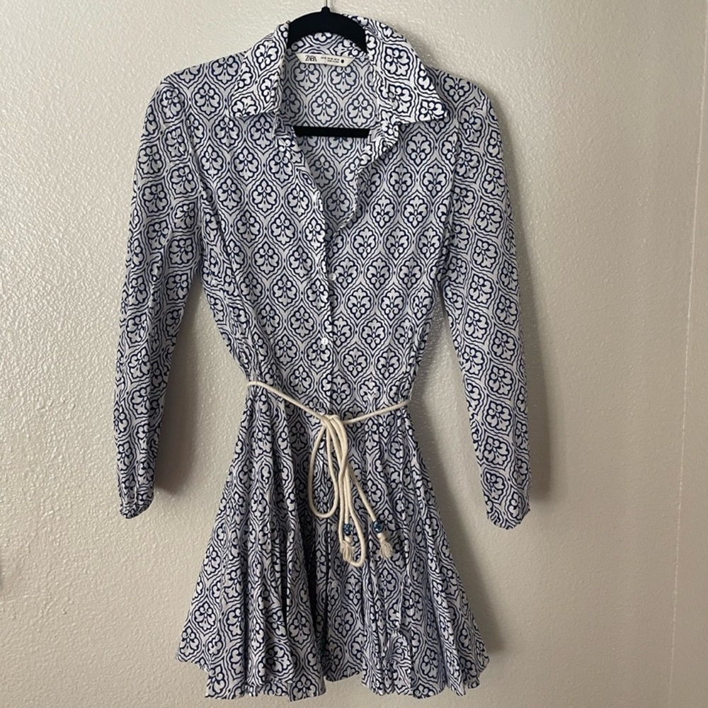 Zara NWOT Cotton Blue and White  Patterned Women's Dress Size Small